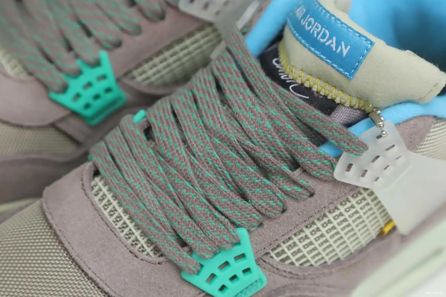 LA HAZE' Kimikick 4 X UNION 'TAUPE JORDAN RETRO AIR 0528